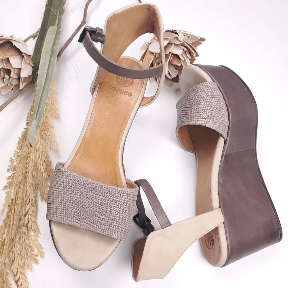 Coclico Cream Tan Brown Platform Sandals  Sz 36